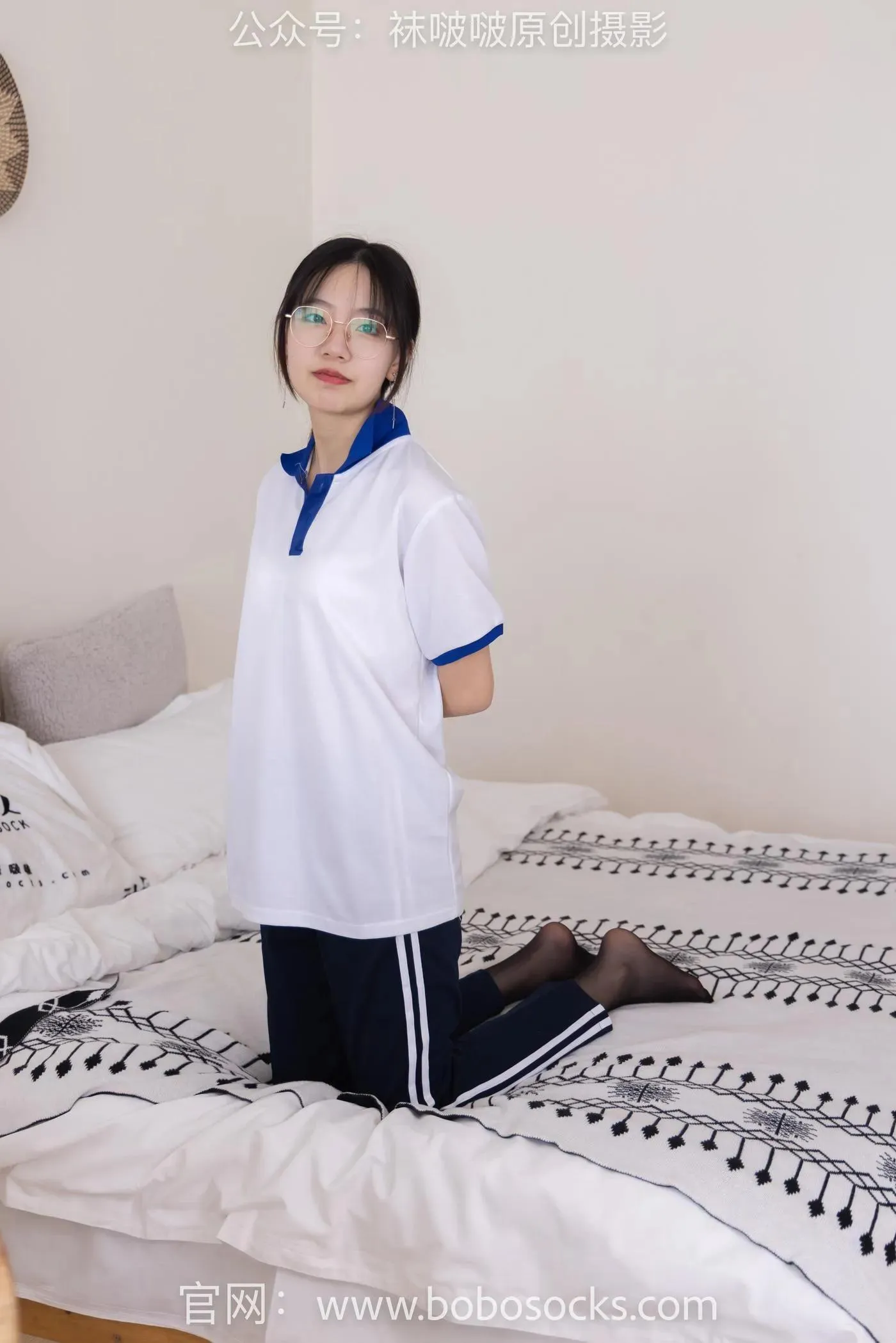 [BoBoSocks袜啵啵]NO.135 小甜豆-高跟鞋、黑丝（脚尖透明款）、裸足 [140P]插图1
